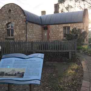 Currency Creek Cottages Goolwa History Walk